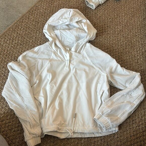 Lululemon white hoodie, size 4. - Picture 1 of 6